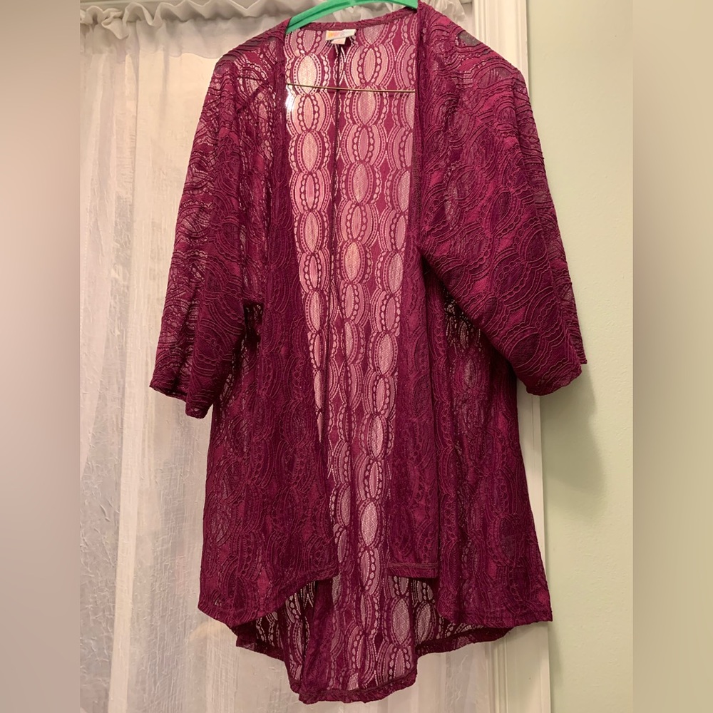 Lularoe Lindsey Kimono size small